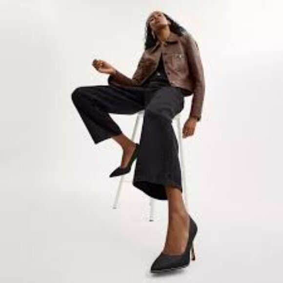 Coach Samantha Black Classic Pointed-Toe Heels Size 9 - Picture 1 of 9